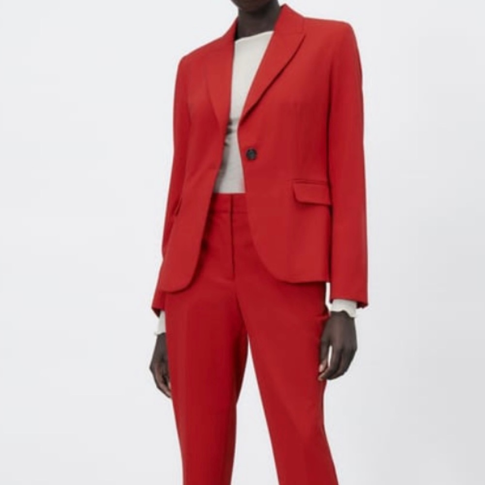 Stylish Red Zara Blazer 🧥❤️